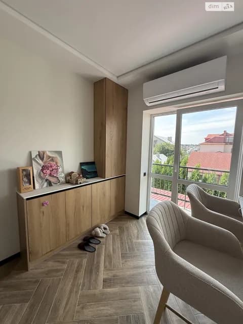 3-кімнатна квартира, Петриків: дизайнерський ремонт, панорамні вікна - фото 4