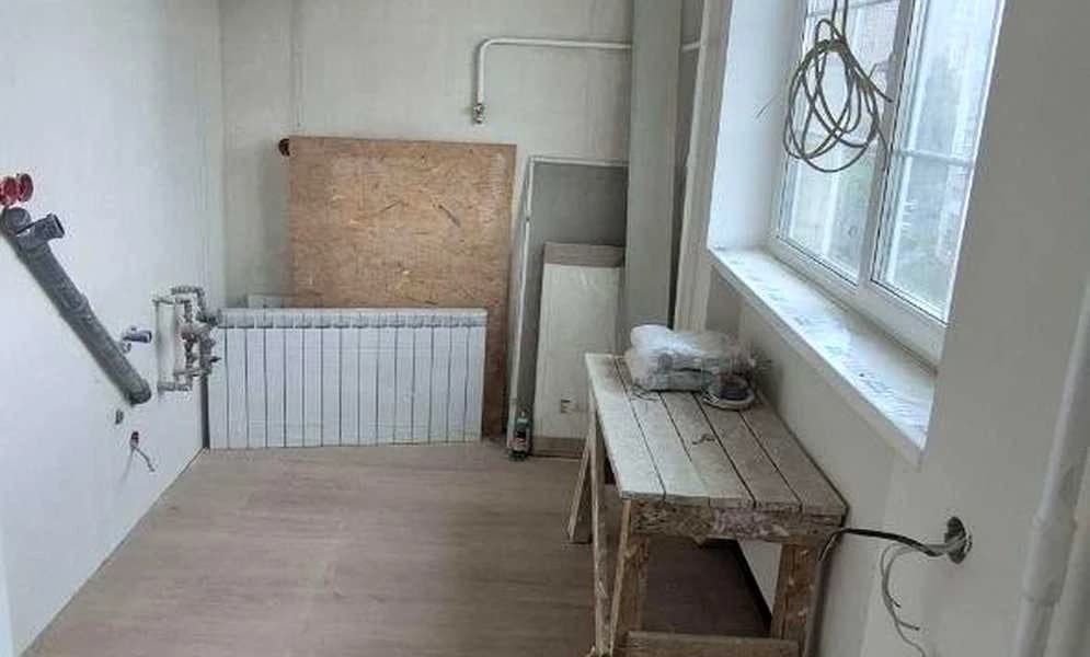 3-кімнатна квартира, Дніпровський: під чистову обробку, два балкони - фото 2
