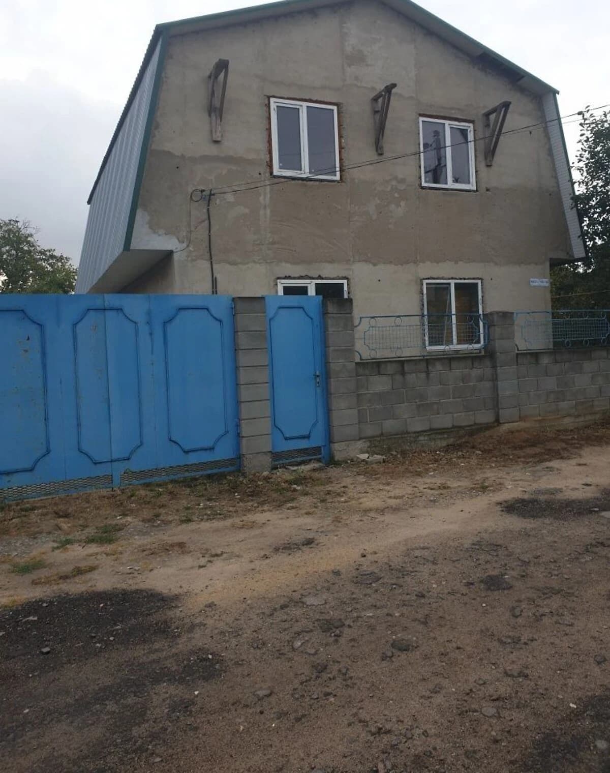 Будинок, Балабанівка: цегляні стіни, централізоване опалення