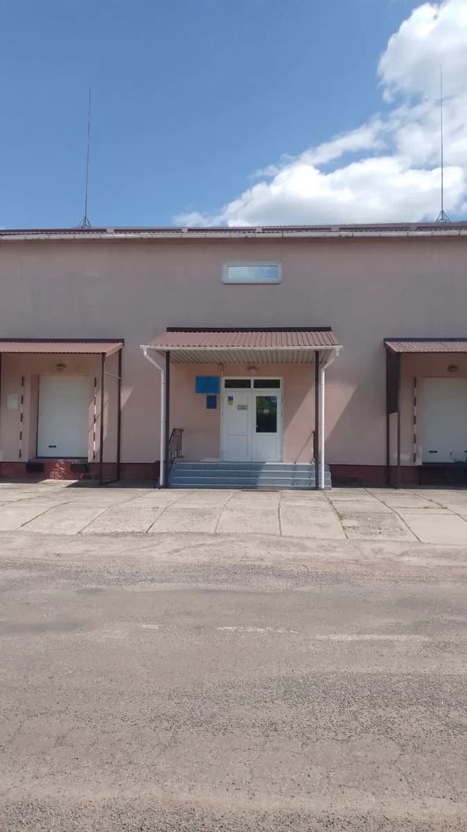 Склад, Володарка: цегляна будівля, автономне опалення, вантажний ліфт