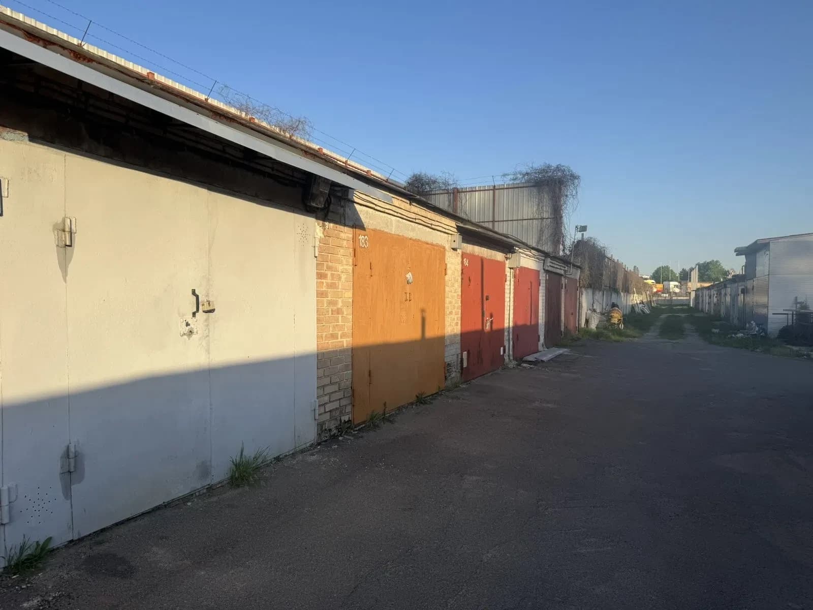 Гараж, Солом'янський: підвал по периметру, охорона - фото 5