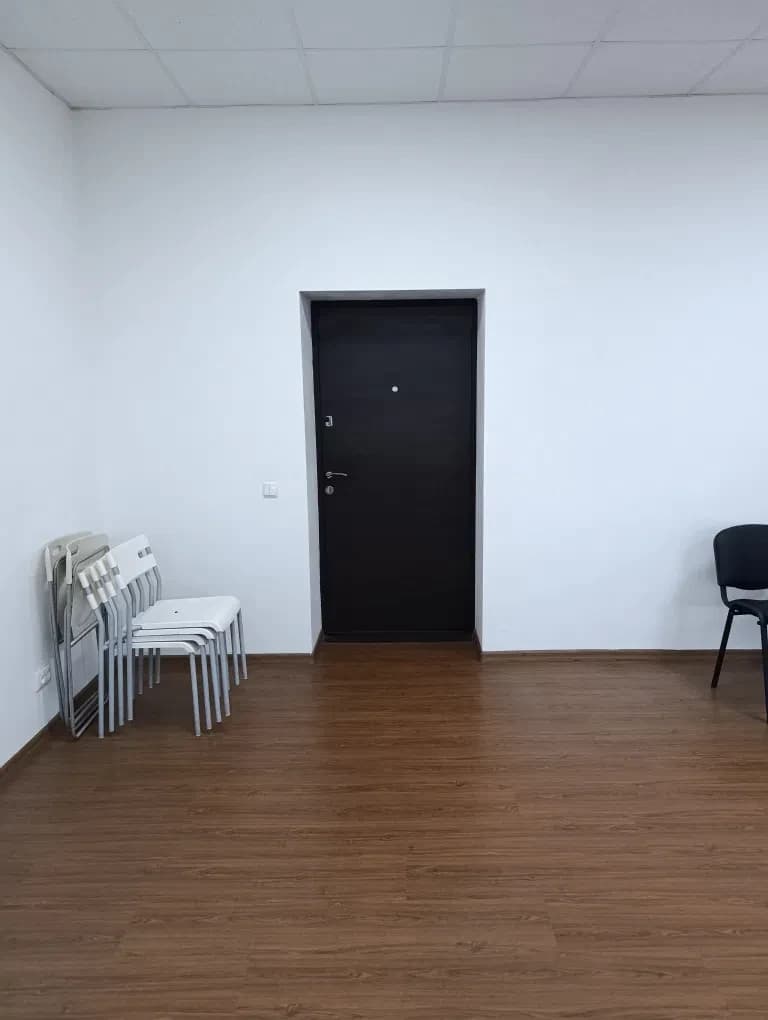 Кабінет, Сарни: ремонт, кондиціонер тепло/холод - фото 3