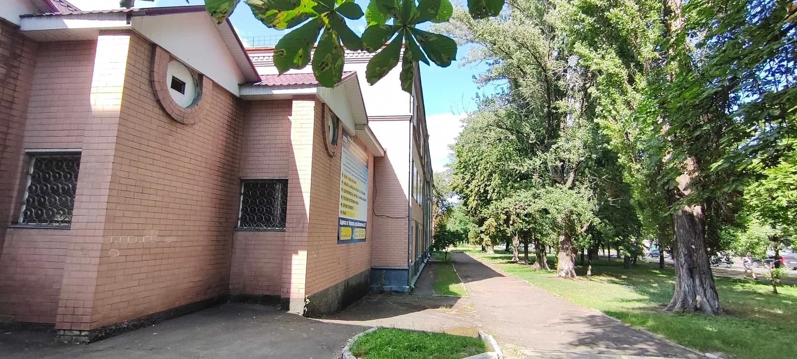 Приміщення, район вокзалу: фасадний вхід, перепланування, 3 поверхи - фото 5