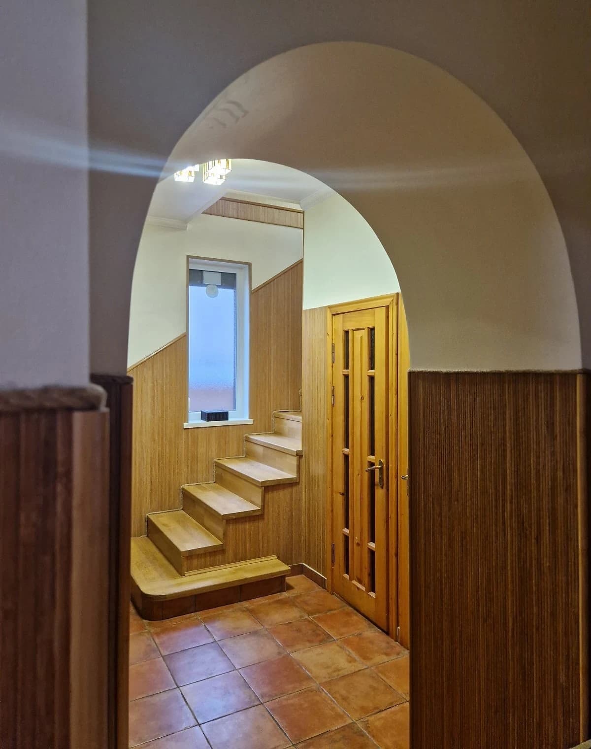 5-кімнатна квартира, Центр: багаторівнева, мансарда, євроремонт - фото 2