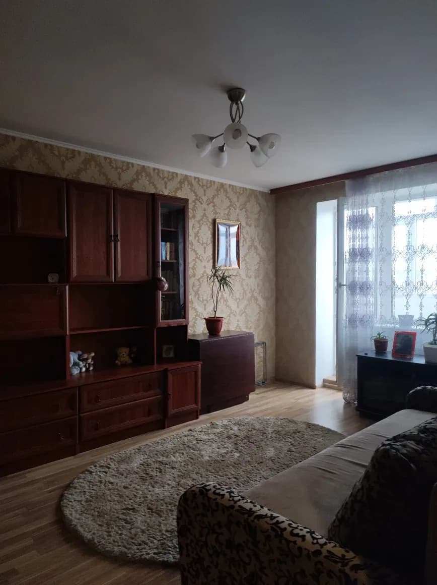 3-кімнатна квартира, Переяслав: автономне опалення, біля автовокзалу