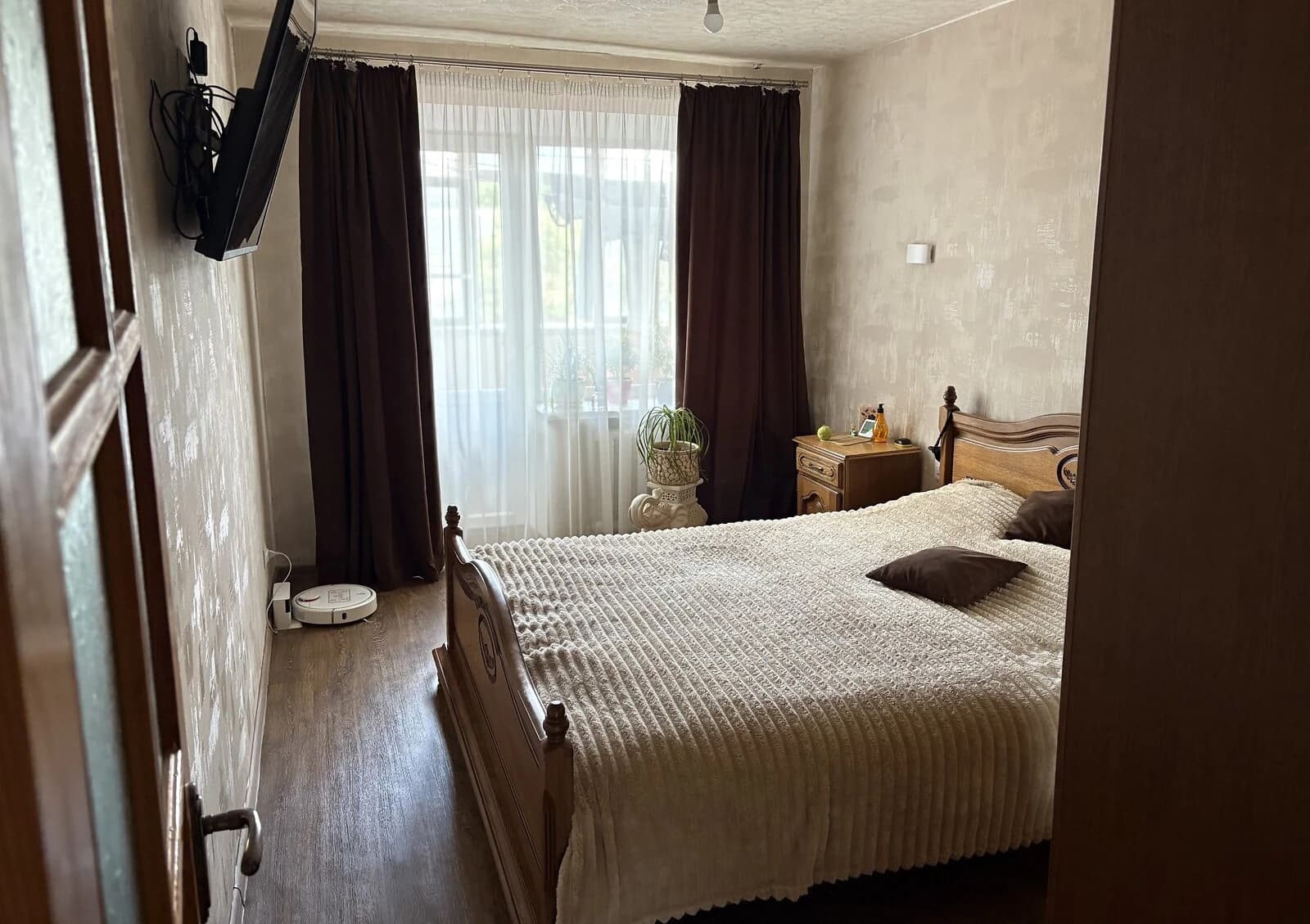 4-кімнатна квартира, Центр: резервне живлення, опалення без світла - фото 4