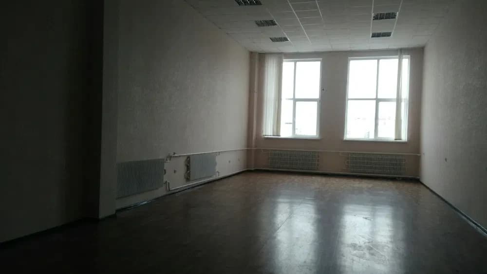 Приміщення у Слобідському: метро за 70 м, вантажні ліфти - фото 2