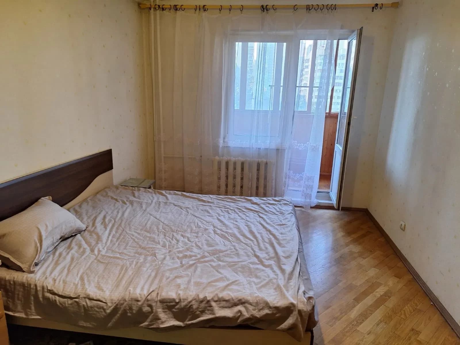 3-кімнатна квартира, Дарницький: метро Позняки 15 хв, роздільні кімнати - фото 3