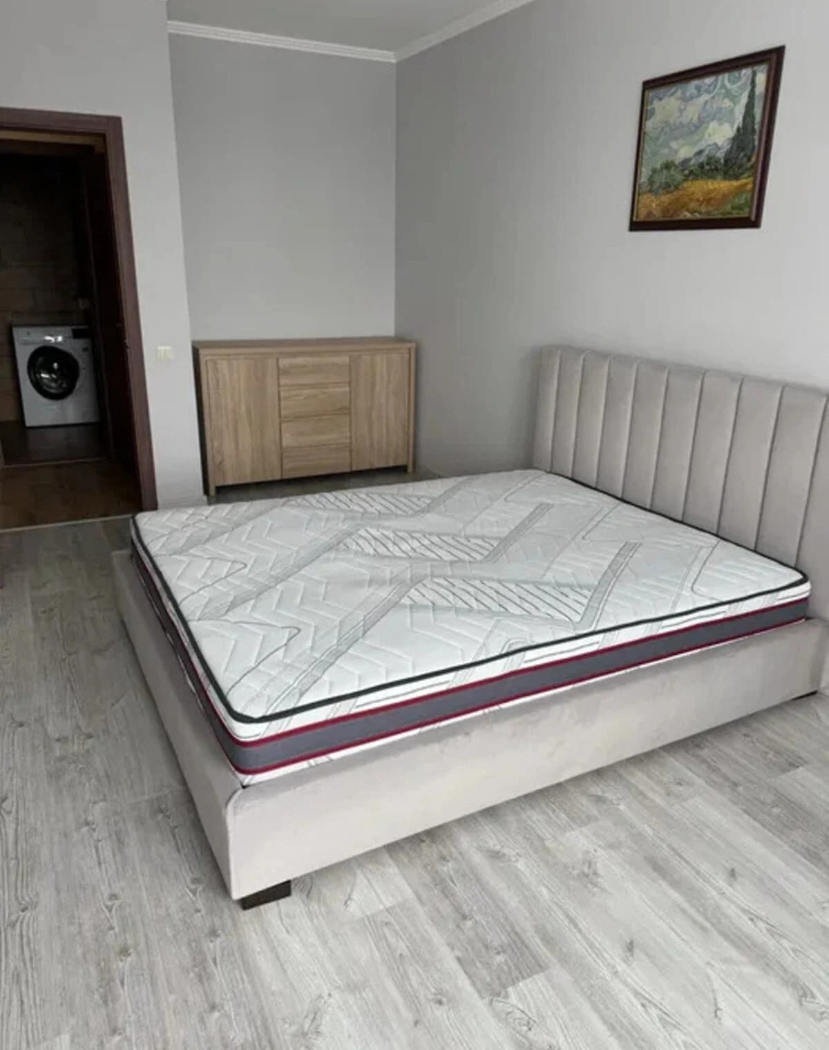 2-кімнатна квартира, Березняки: ліфт, опалення та інтернет без світла