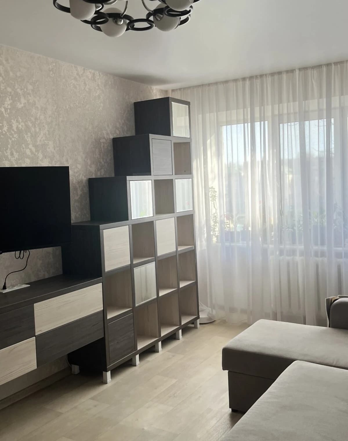2-кімнатна квартира, Вільнянськ: євроремонт, бойлер