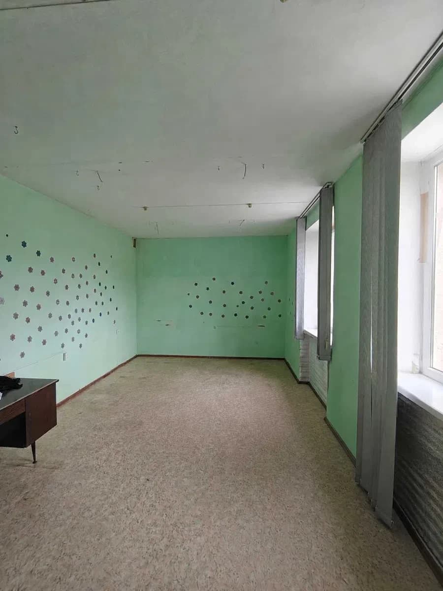 Приміщення, Дубово: 7 кімнат, окремий вхід, склад 274 м² - фото 4