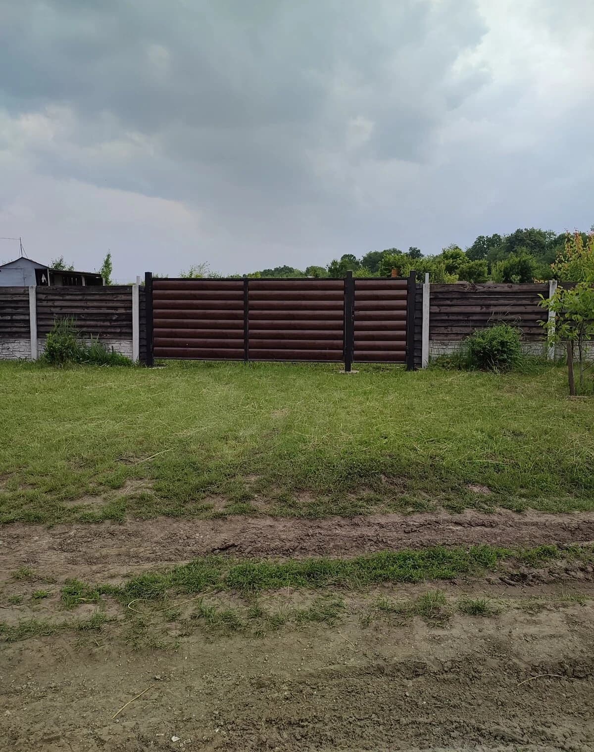 Ділянка 22 соток, Лісові Гринівці: житлова забудова, криниця - фото 1