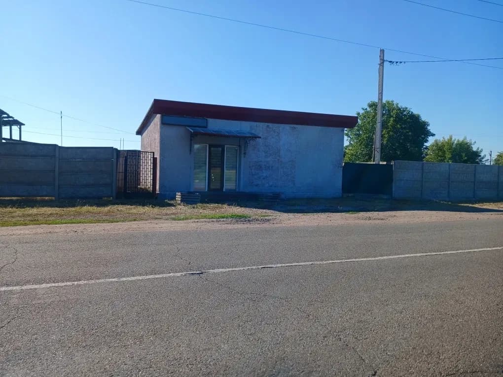 Магазин, Андрушівка: фасадне, 2 зали, можна збудувати 2-й поверх - фото 1