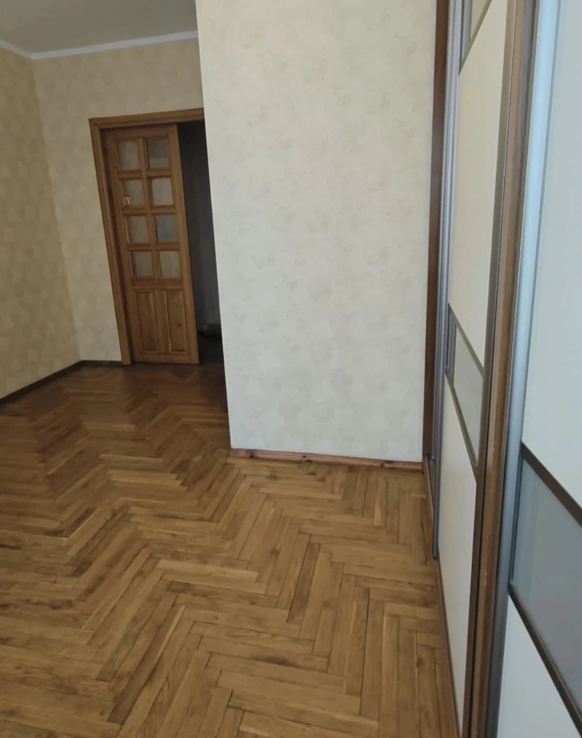 3-кімнатна квартира, Польова: закріплене паркомісце, укриття в будинку - фото 5