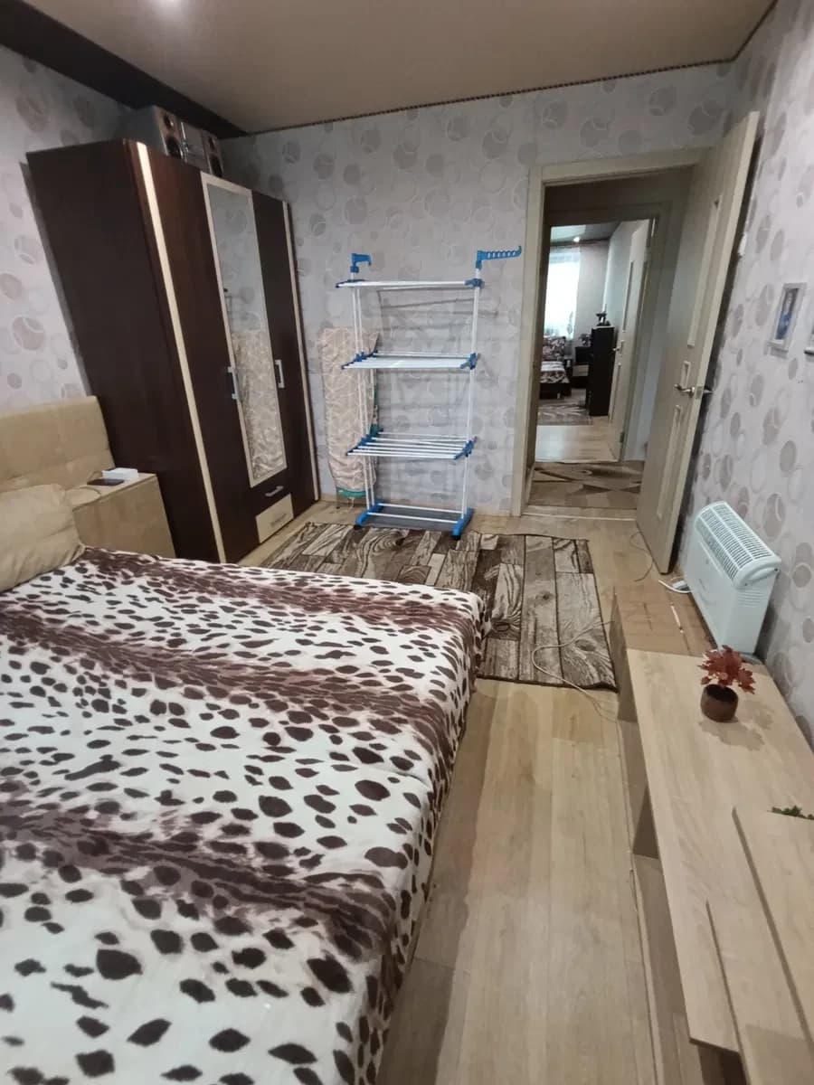 2-кімнатна квартира, Раківка: меблі і техніка, велика кладовка - фото 2