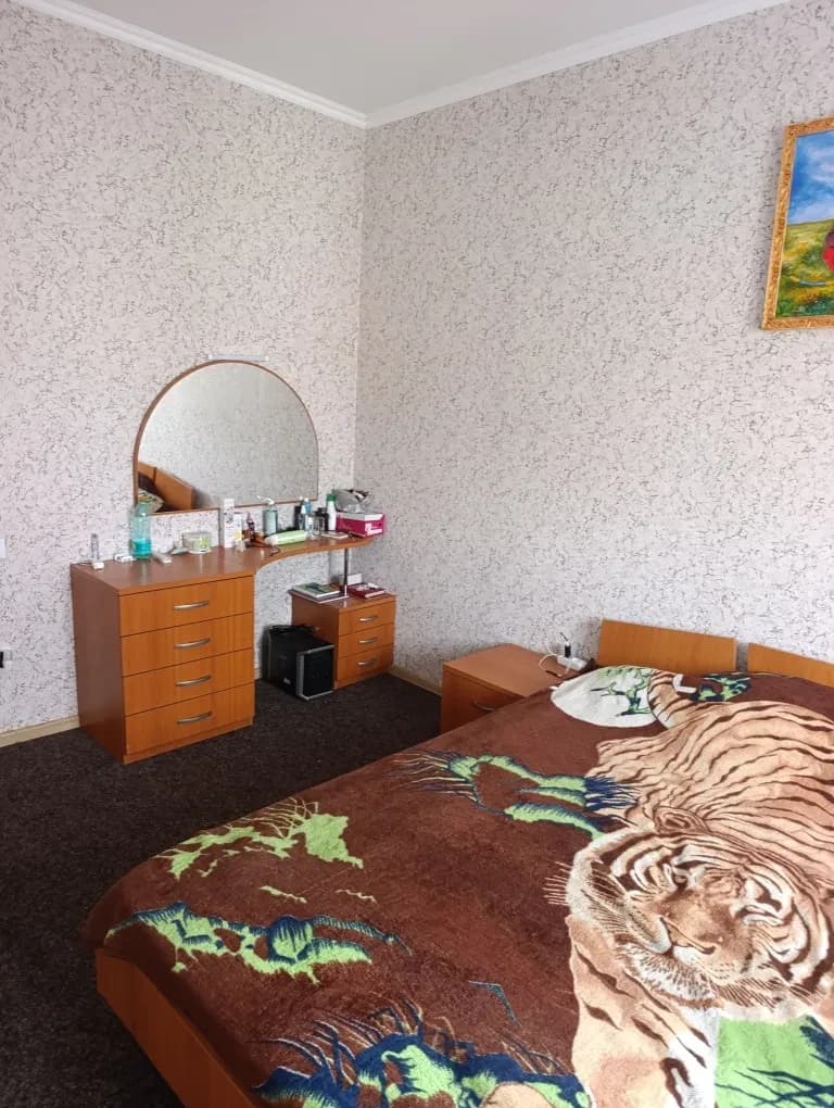 2-кімнатна квартира, Бориспіль: авторський ремонт, державні сертифікати - фото 3