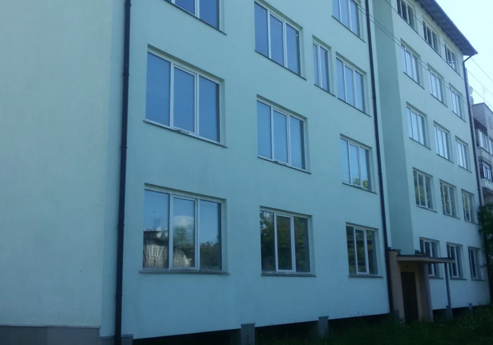 1-кімнатна квартира, Канів: чорнова штукатурка, торг можливий - фото 1