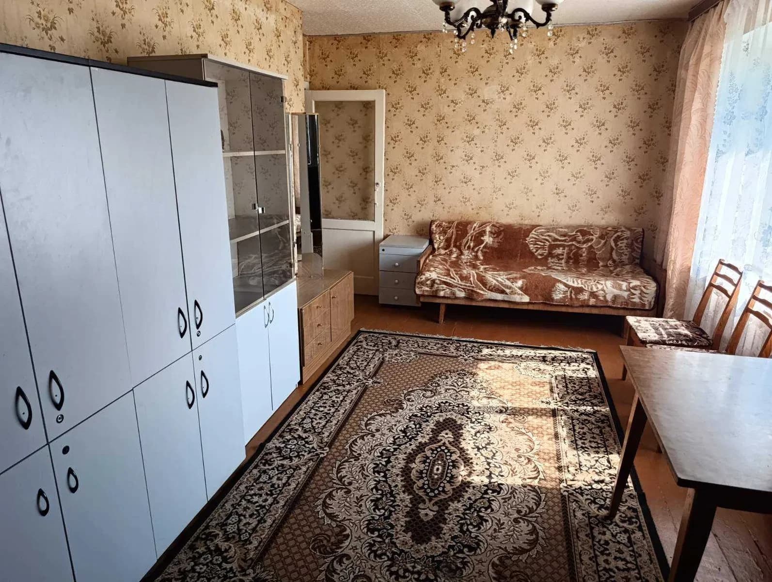 2-кімнатна квартира, Вишгород: паркувальне місце, можливий торг - фото 4