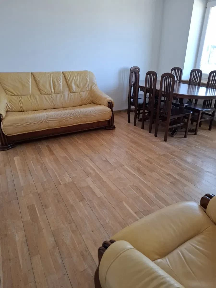 4-кімнатна квартира, Луцьк: автономне опалення, дві великі лоджії