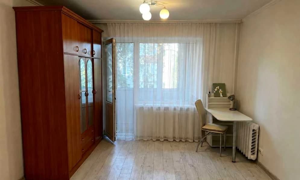 1-кімнатна квартира, Дарницький: метро Червоний хутір 15 хв