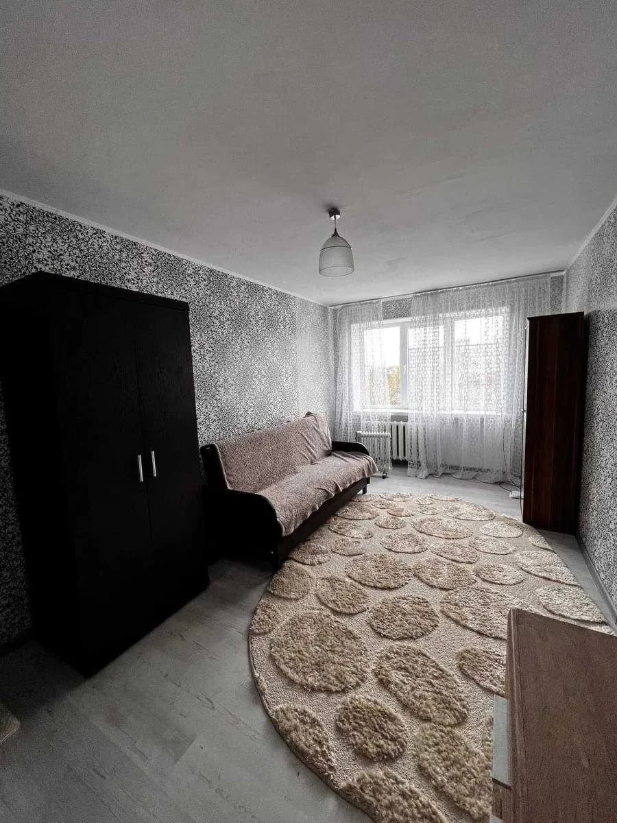 3-кімнатна квартира, Ковель: косметичний ремонт, гаряча вода постійно