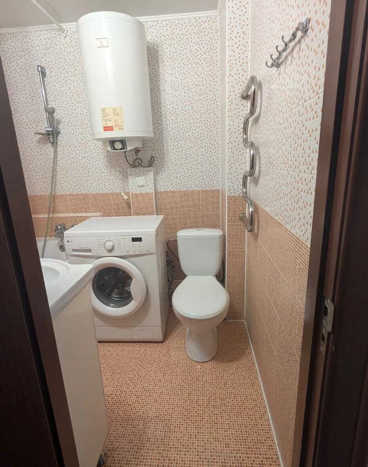 2-кімнатна квартира, Соснівський: інтернет і вода без світла - фото 3