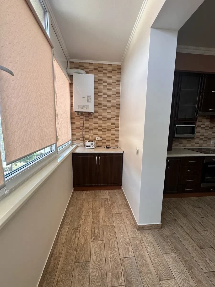 Студія у ЖК Сімейна Фортеця: кухня-вітальня, газове опалення - фото 4