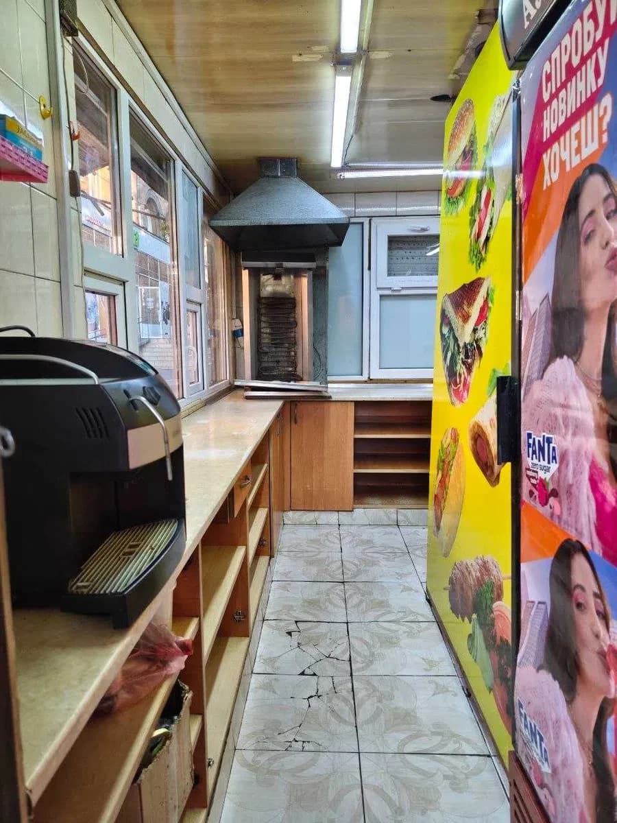 Кіоск, Вознесенівський: зупинка Сталеварів, високий пішохідний трафік - фото 2