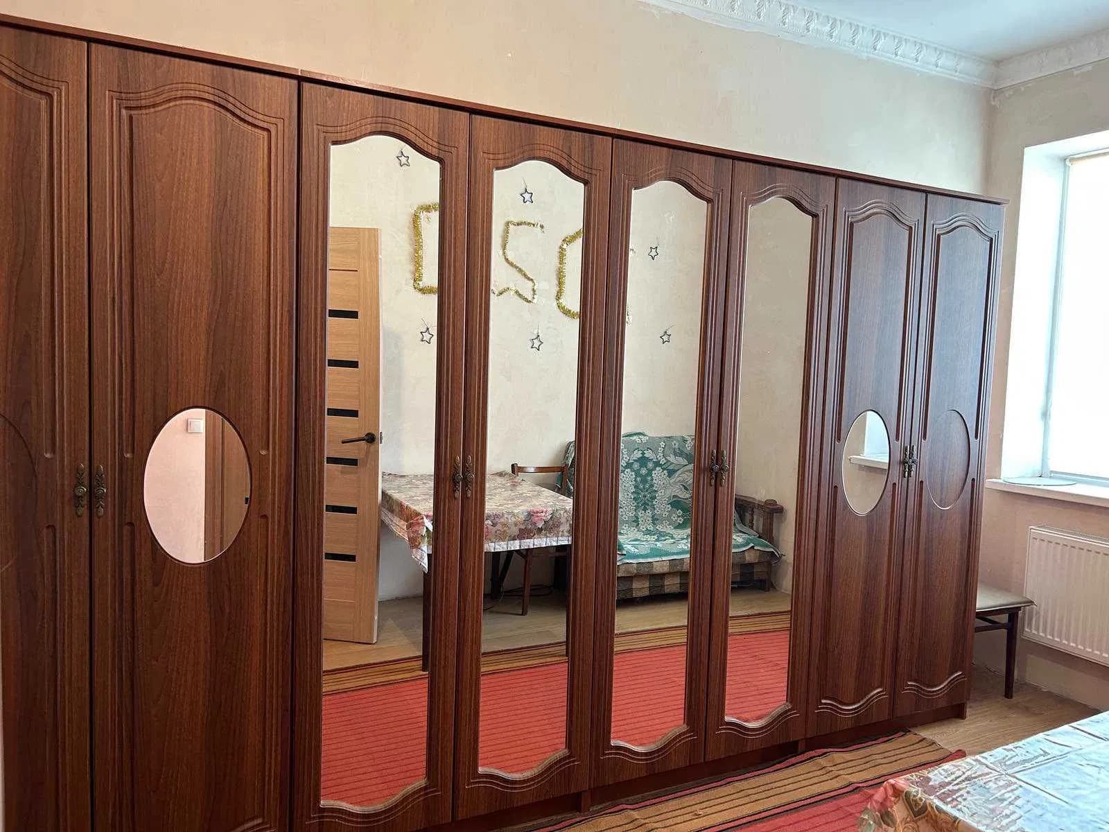 1-кімнатна квартира, Білогородка: з ремонтом, з меблями, газова плита
