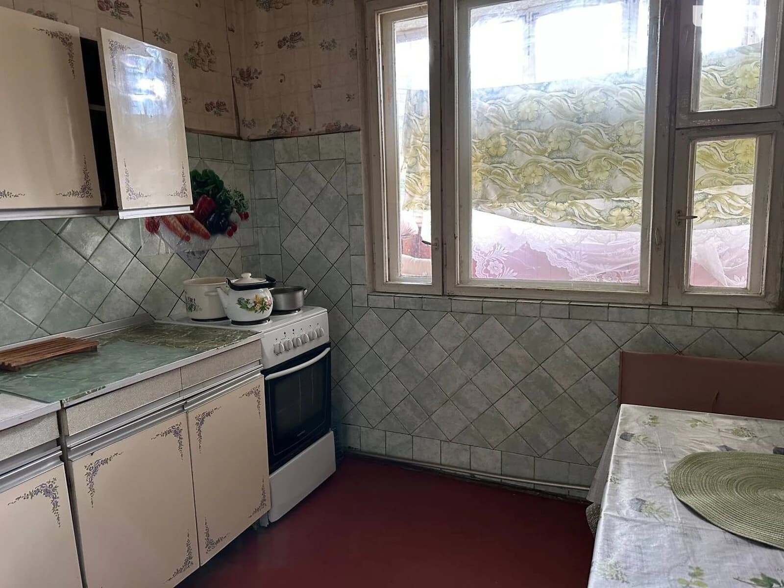 1-кімнатна квартира, Троєщина: інтернет і вода без світла, можна з дітьми - фото 2