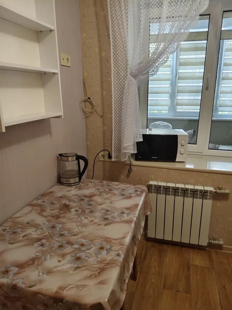 2-кімнатна квартира, Чорноморськ: євроремонт, вода й опалення працюють - фото 3