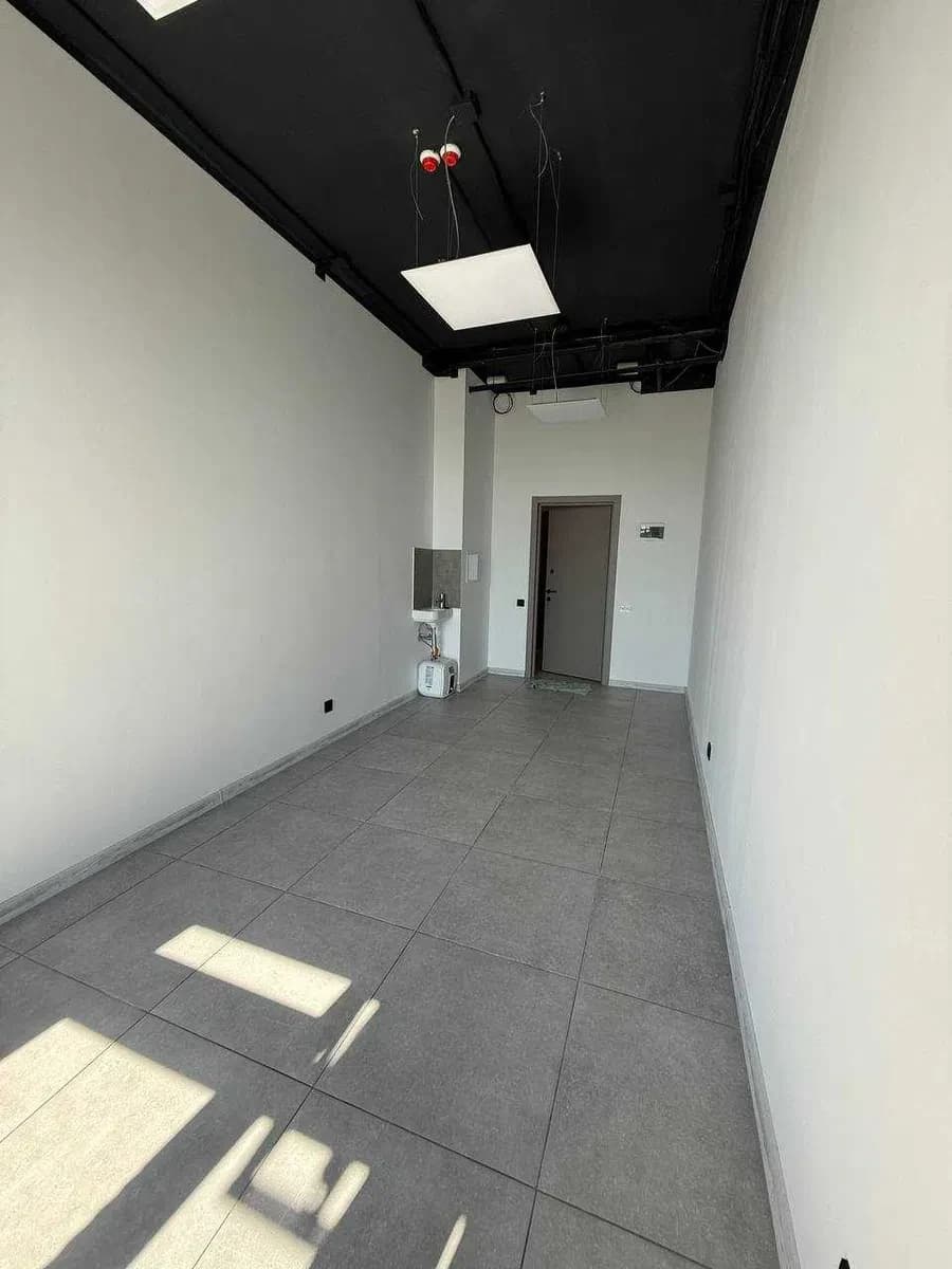 Офіс у ЖК Loft Smart: панорамні вікна, підземний паркінг - фото 5