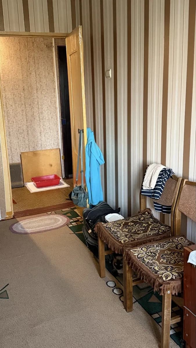 2-кімнатна квартира, Павлоград: житловий стан, обмін на авто - фото 2
