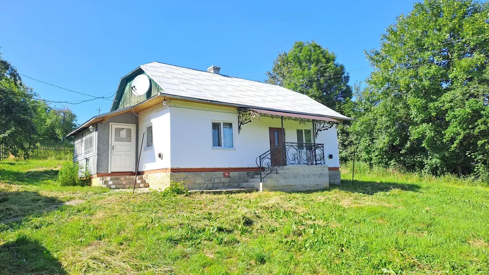 Будинок, Бабче: 30 соток, господарські приміщення, обмін - фото 2