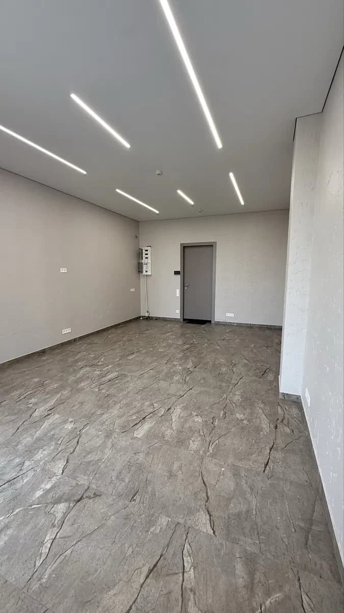 Офіс у БЦ Loft White: відкритий простір, свіжий ремонт, підземний паркінг - фото 2