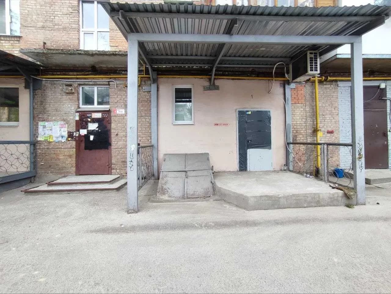 Підвальне приміщення, Подільський: рампа, 5 кімнат, окремий вхід - фото 2