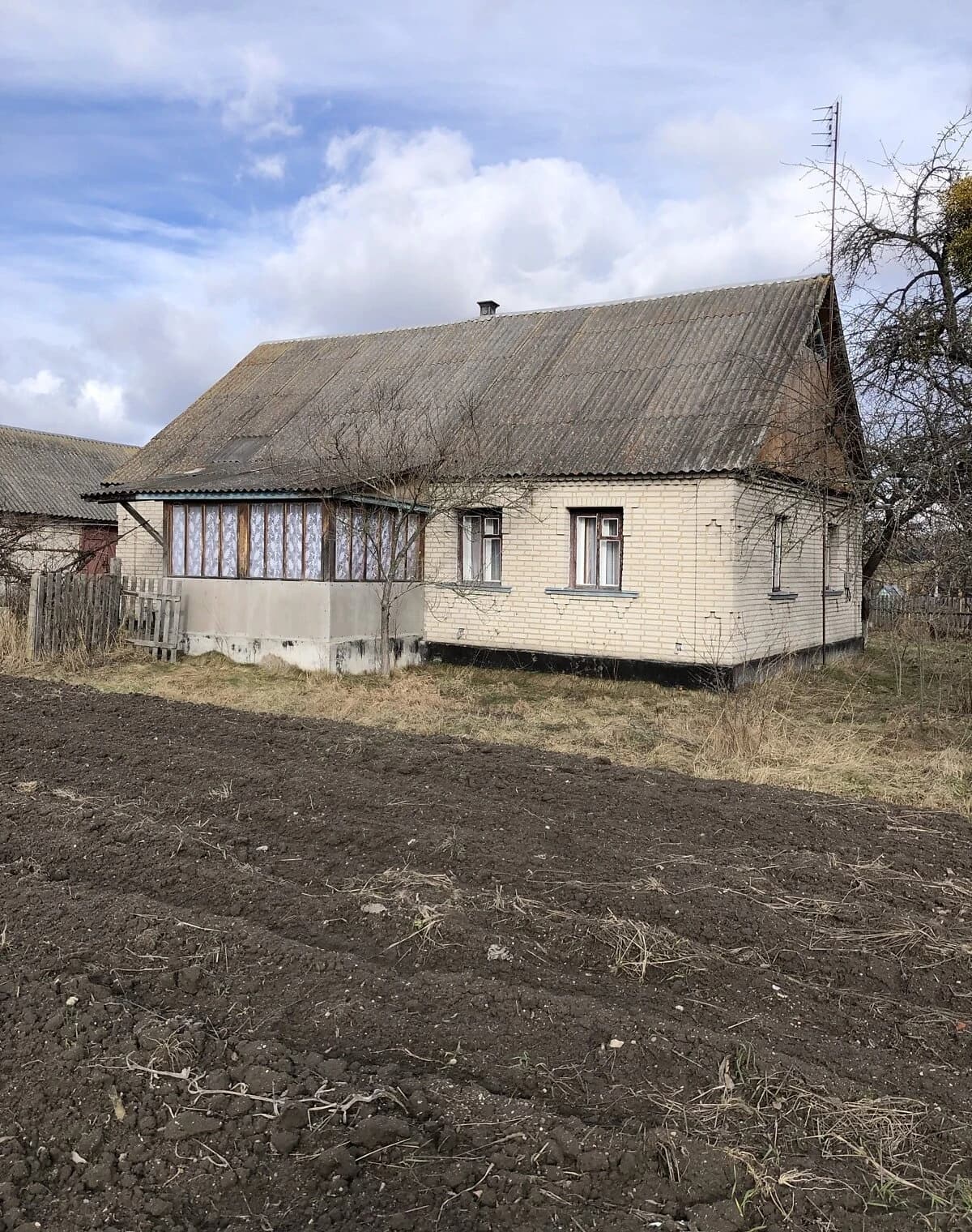 Будинок, Мала Токарівка: веранда, штучне озеро, індивідуальне опалення - фото 1