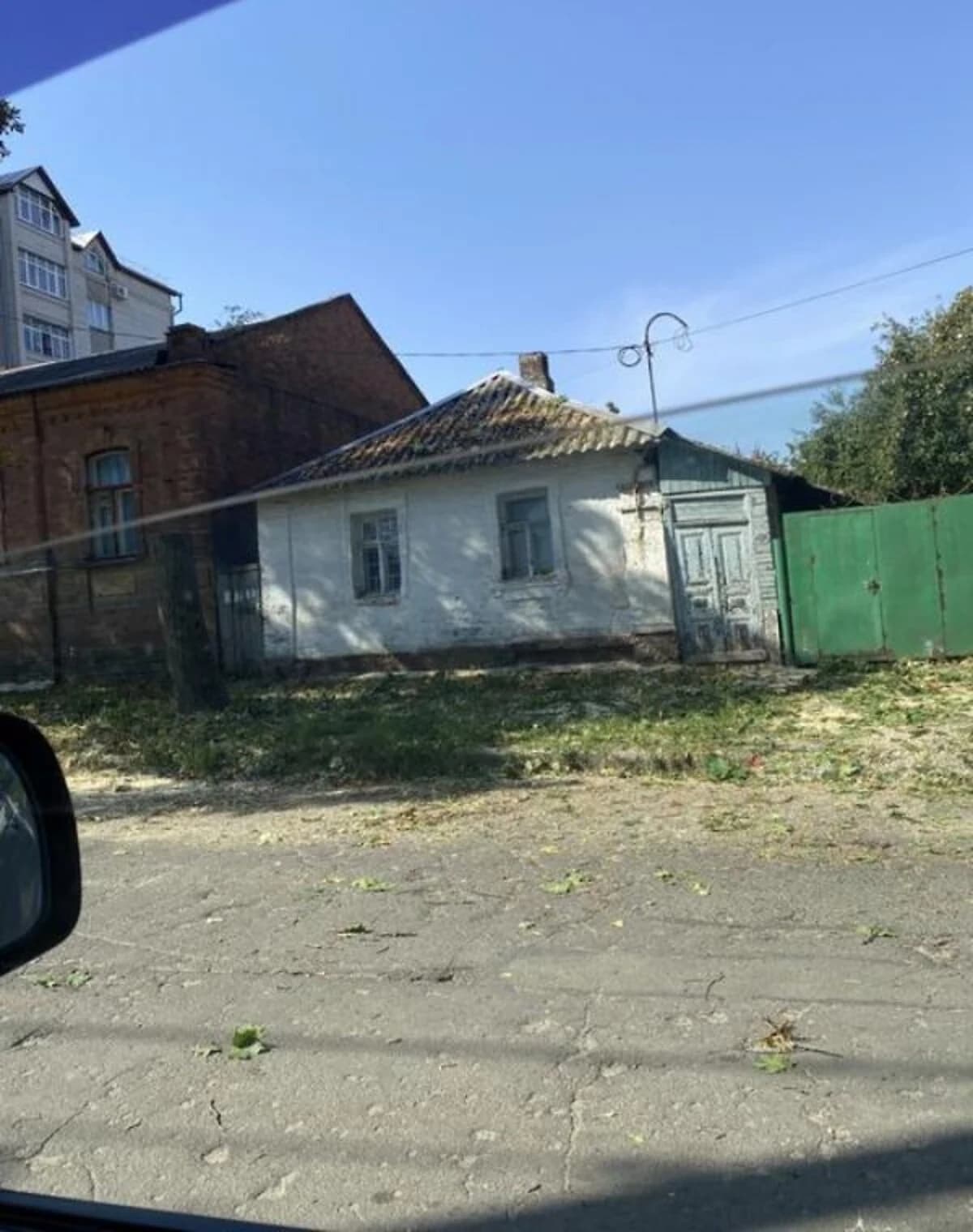 Дача, Суми: гараж із підвалом, пічне опалення