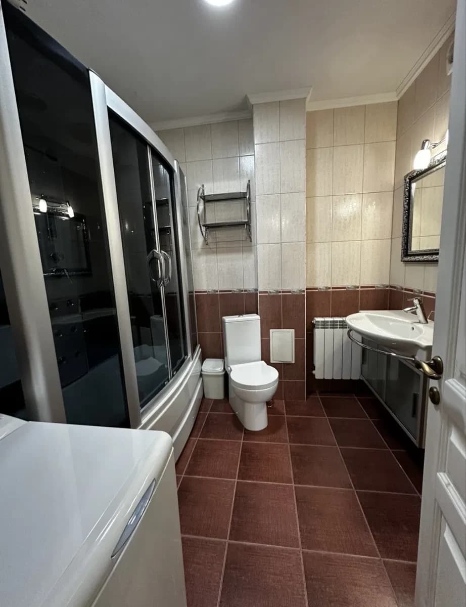 2-кімнатна квартира, Чернівці: новобудова, підземний паркінг - фото 4
