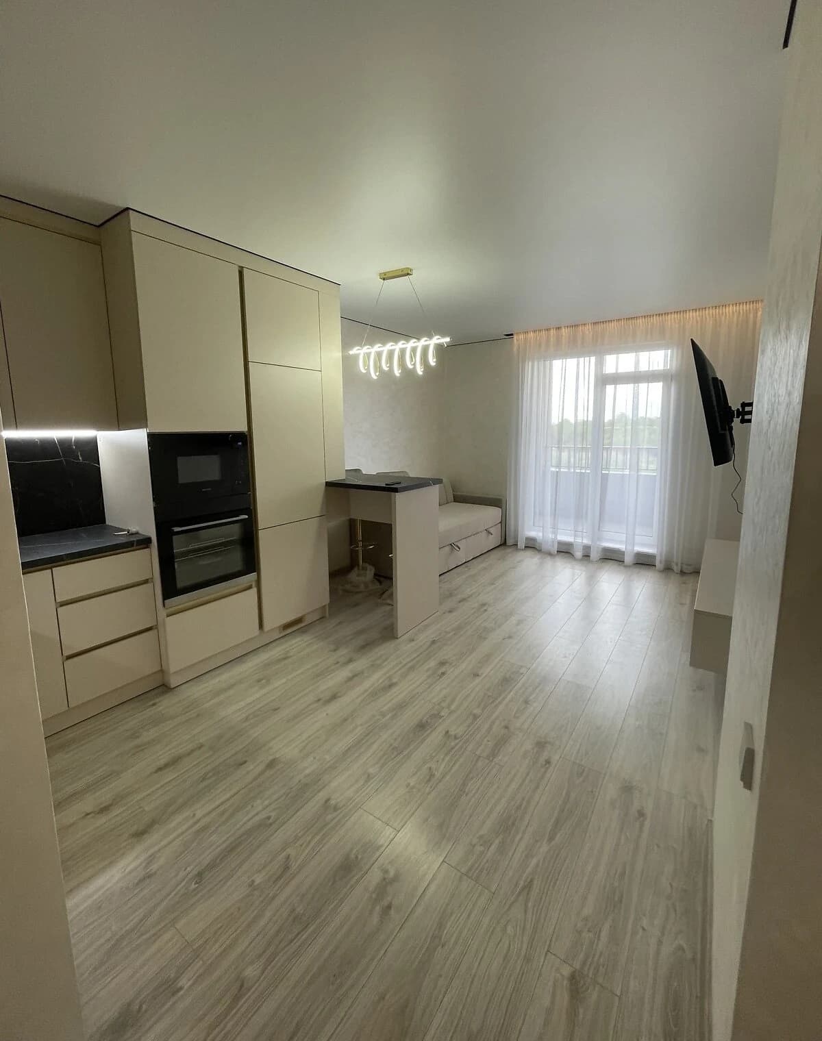 1-кімнатна квартира, Ужгород: дизайнерський ремонт, тепла підлога - фото 3