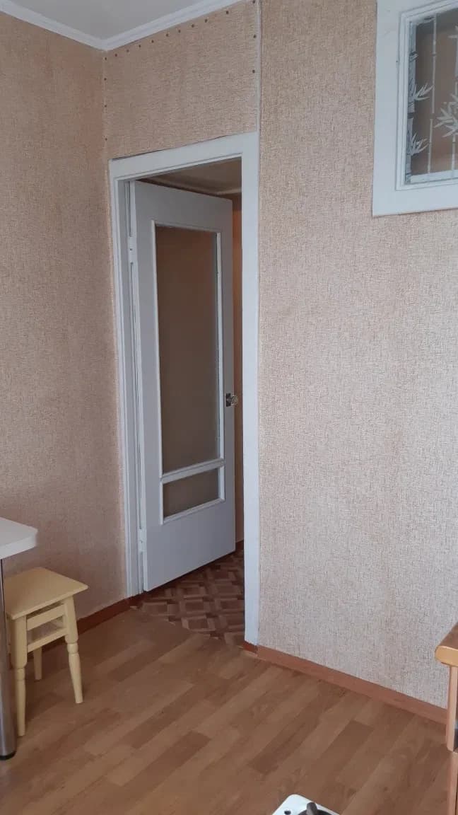 1-кімнатна квартира, Комунарський: житловий стан, дах повністю зроблено - фото 5