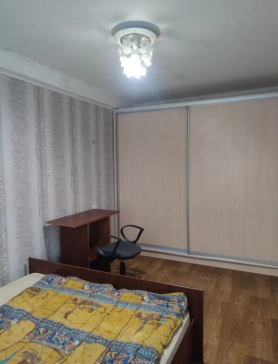 2-кімнатна квартира, район літака: косметичний ремонт, мебльована - фото 4