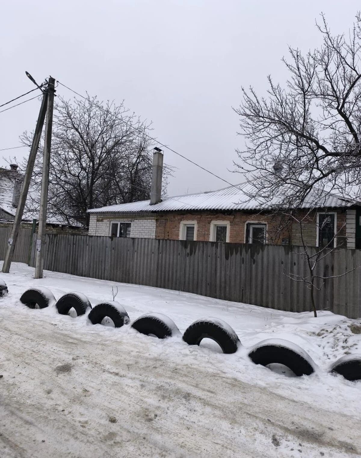 Будинок, Безлюдівка: цегляні стіни - фото 2