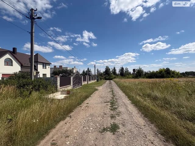 Ділянка 22 сотки, Почапинці: житлова забудова, електрика і газ