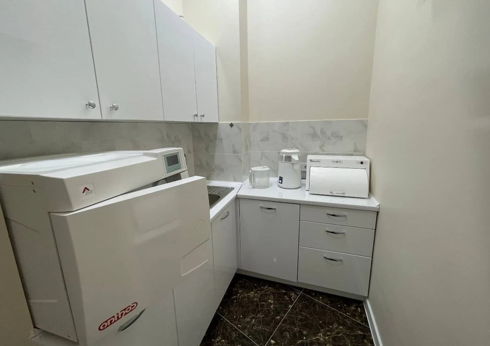Спеціальне приміщення, Київський: фасадне, укриття, резервне живлення - фото 1