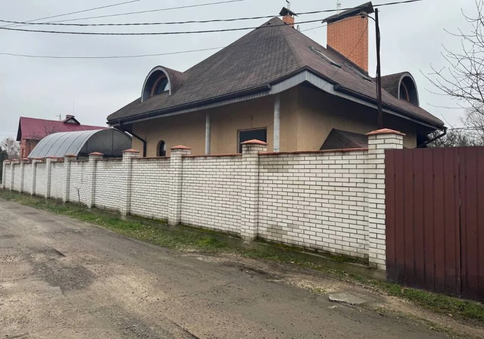 Будинок, Дарницький: 5 соток, 3 спальні, газове опалення