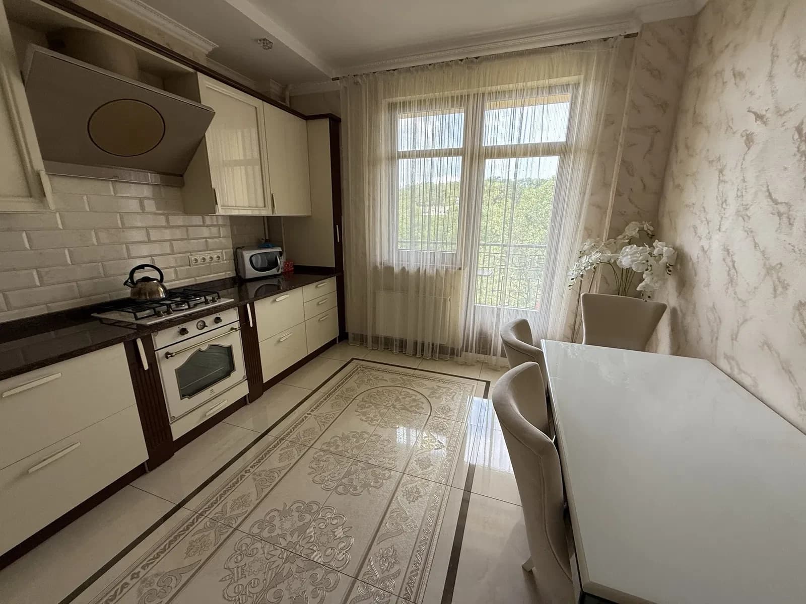 2-кімнатна квартира, Галицький: 2 тераси, вид на все місто - фото 2