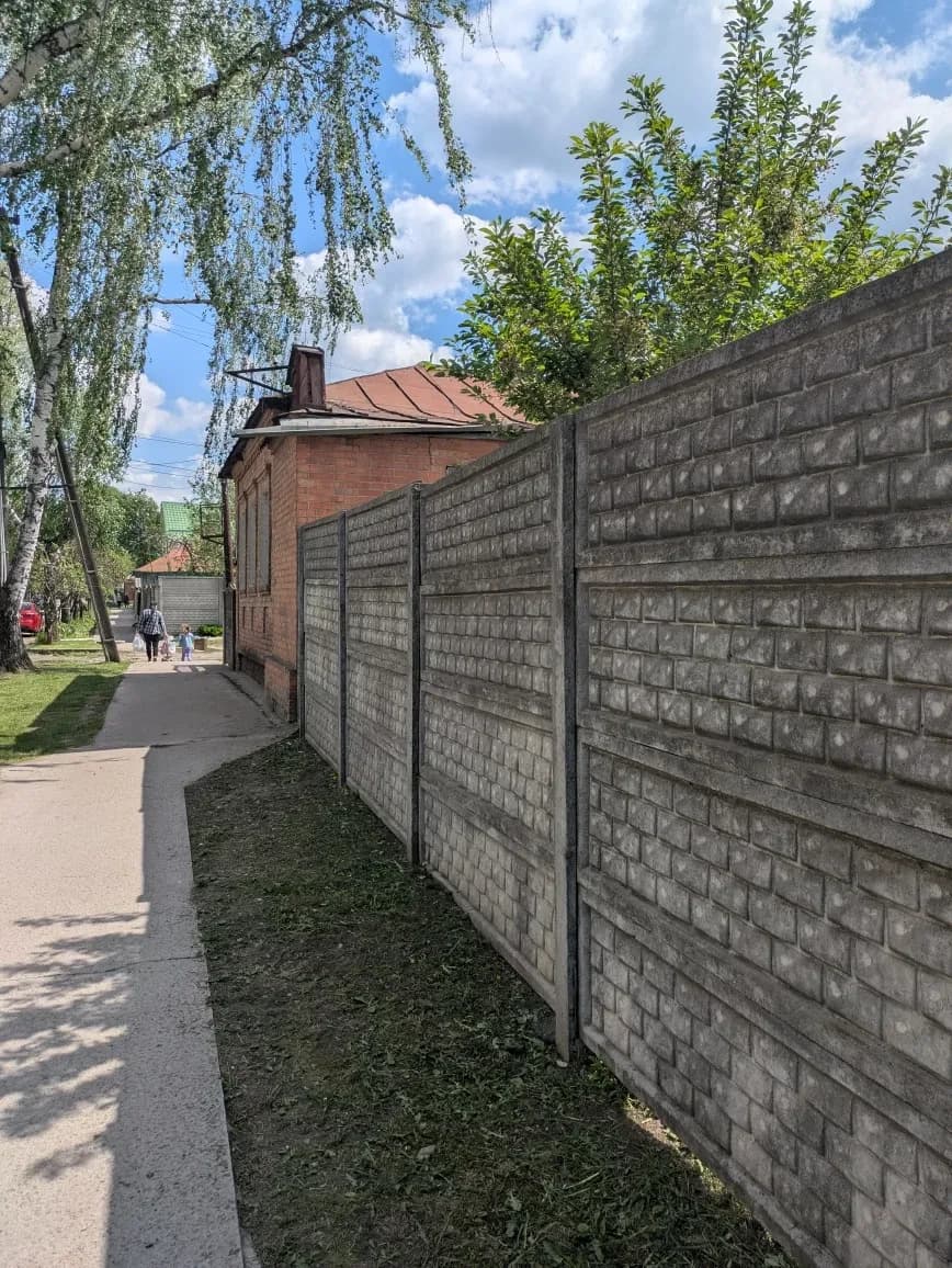 Будинок, Суми: 9 соток, гараж, меблі й техніка