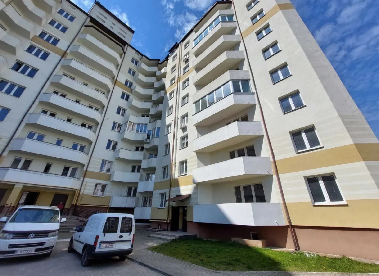 2-кімнатна квартира, Моршин: 3 балкони, парк через дорогу - фото 4