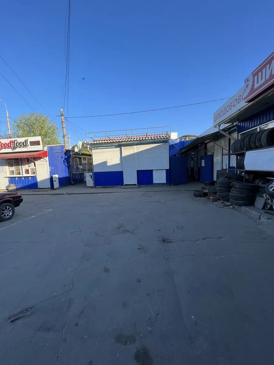 Магазин на ринку Урожай: перша лінія, парковка, додаткова напруга - фото 2